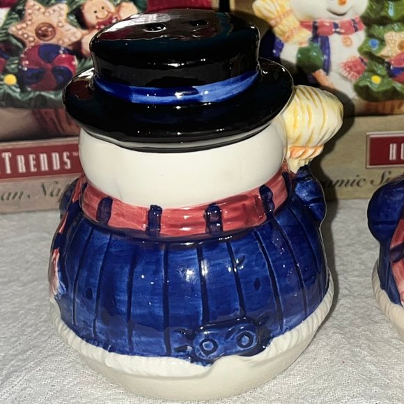 Vintage Ceramic Snowman Napkin Holder, Candle Holders, Salt and Pepper Set - Picture 15 of 16